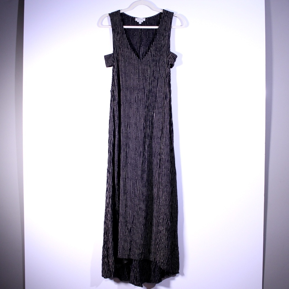 Flynn Skye V Neck Striped Maxi Dress Black Small